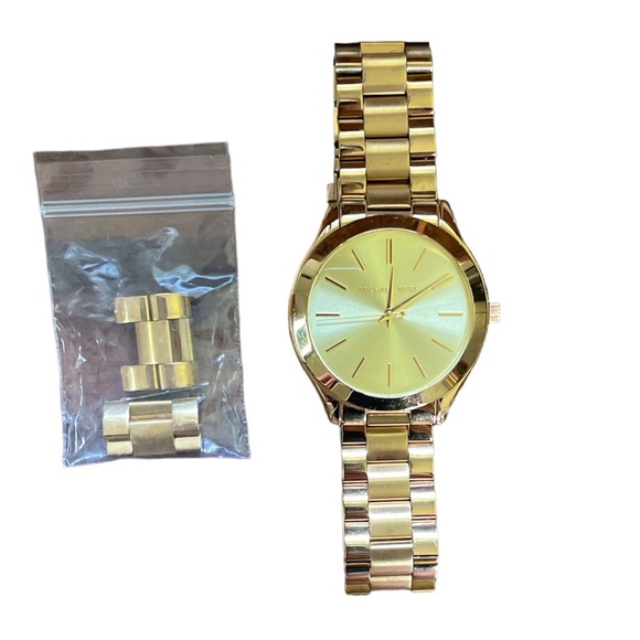 Michael Kors Watch - Gold - Picture 4 of 5